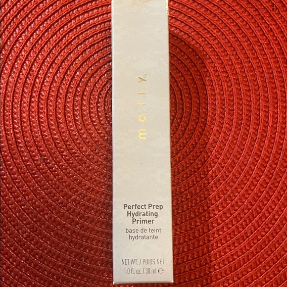 Mally Hydrating Primer - Picture 1 of 2